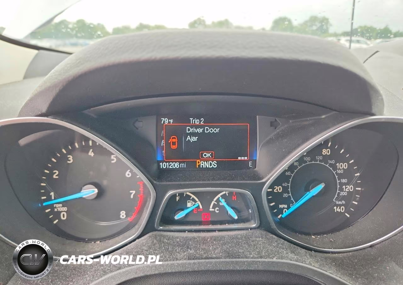 2018 Ford Escape Titanium VIN:1FMCU0J99JUC03442 - 9