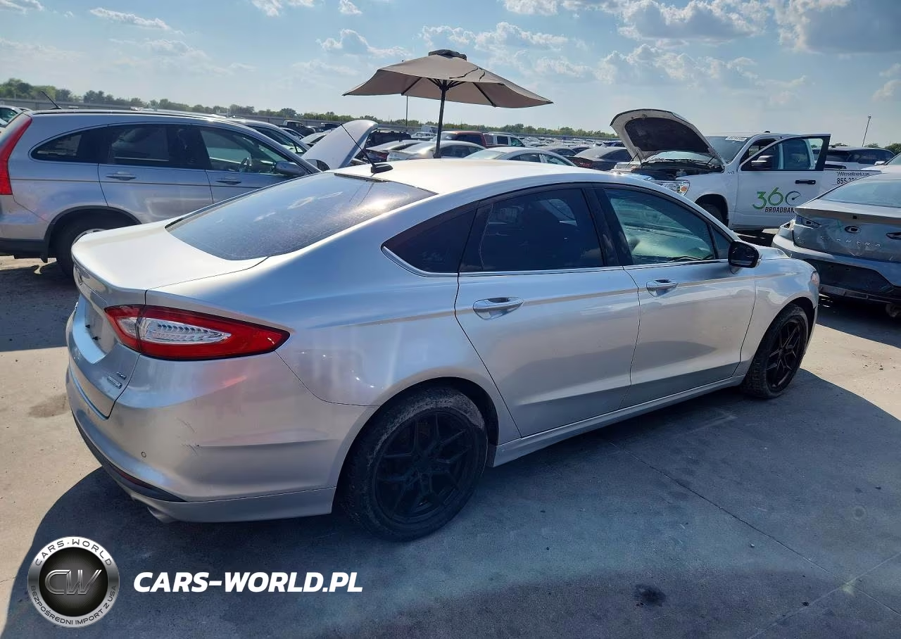 2013 Ford Fusion Se VIN:3FA6P0HR4DR253729 - 3