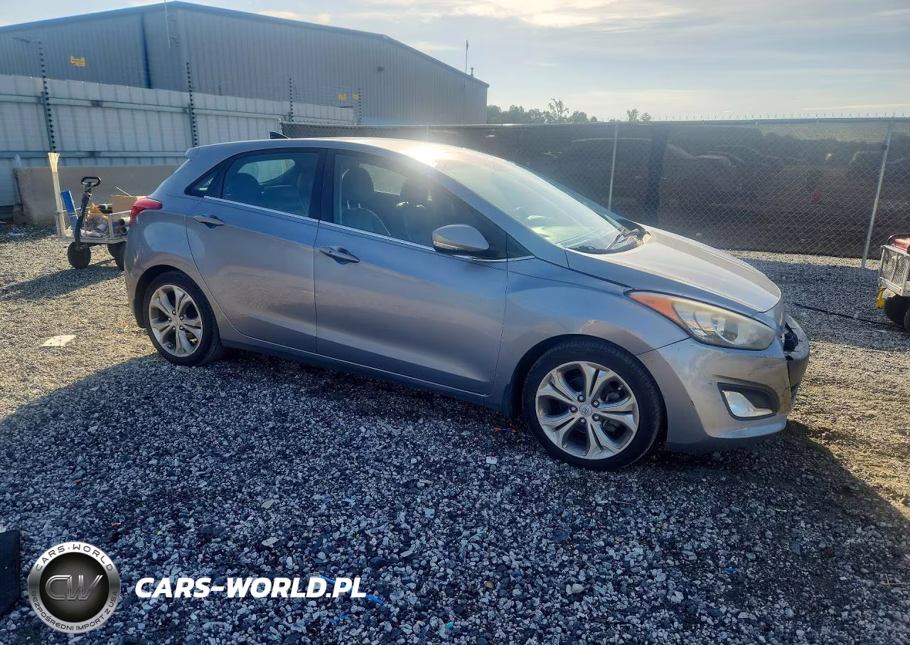 2013 Hyundai Elantra Gt Base VIN:KMHD35LE7DU037084 - 4