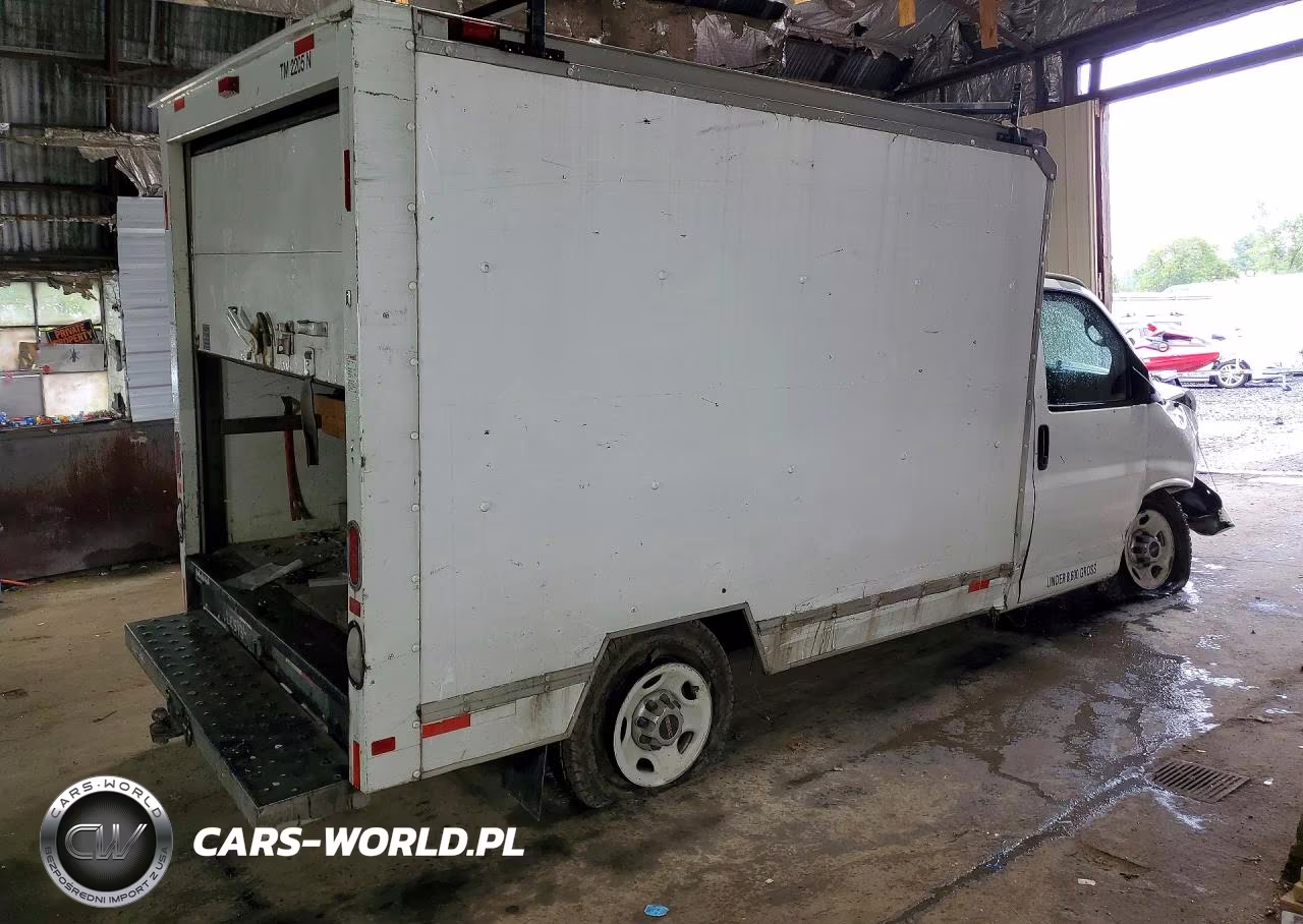 2011 GMC Savana Cutaway G3500 VIN:1GDY72BA9B1905300 - 3