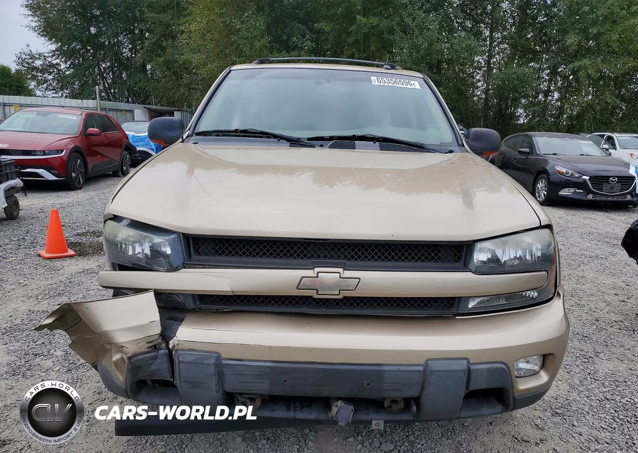 2004 Chevrolet Trailblazer Ls VIN:1GNDT13S942182939 - 5