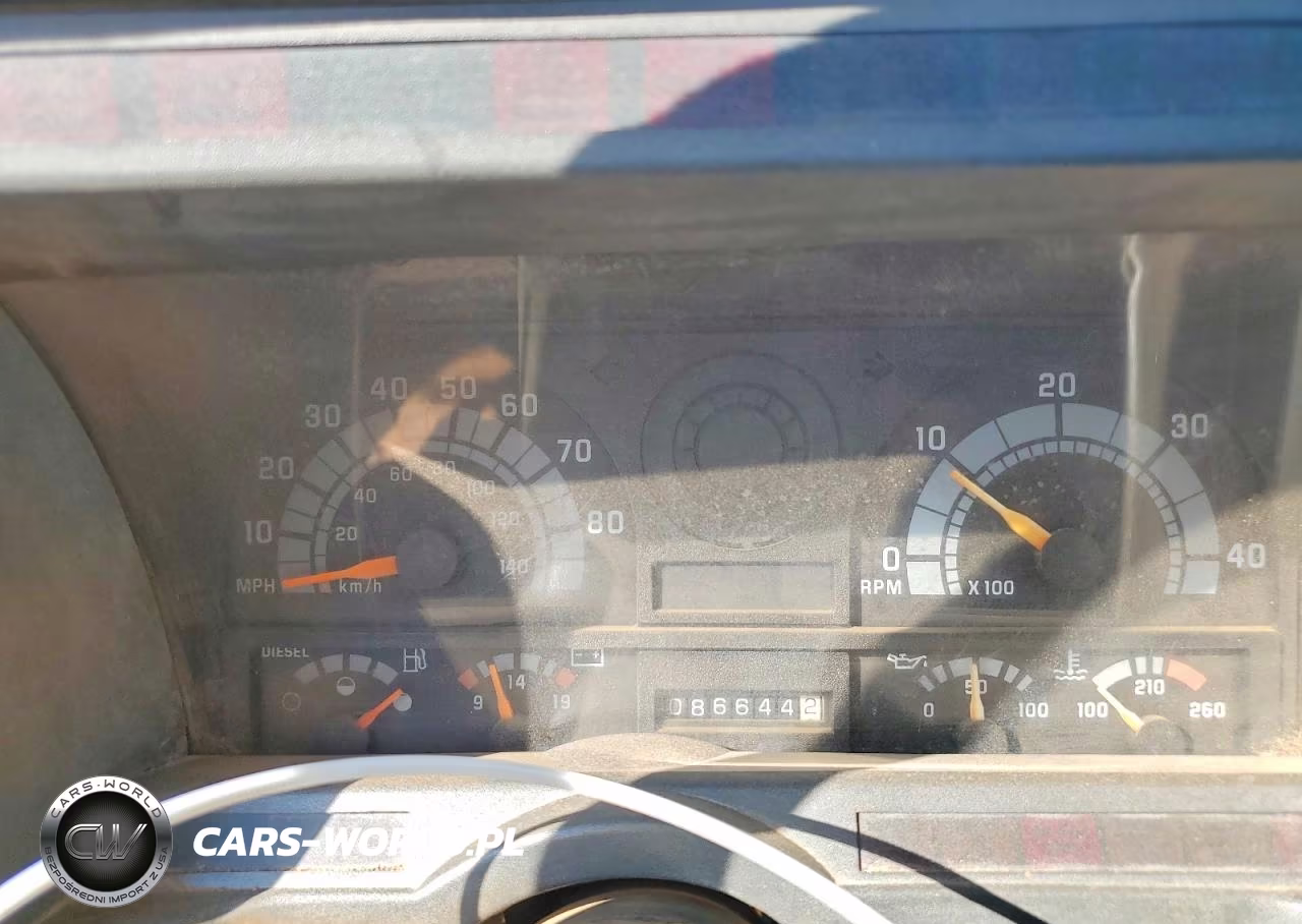 1998 GMC C-Series C7H042 VIN:1GDJ7H1C4WJ512334 - 9