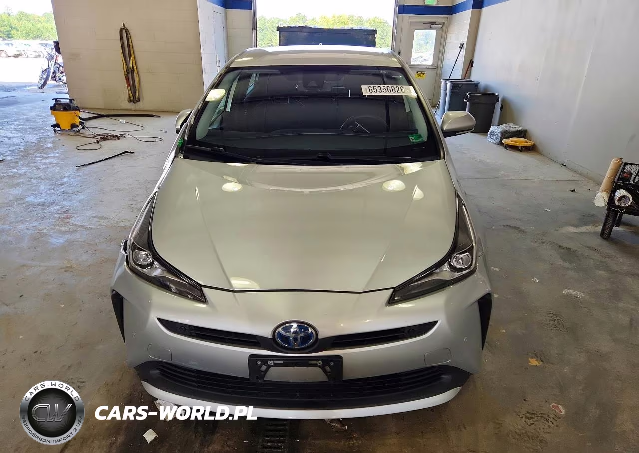 2021 Toyota Prius Le VIN:JTDKAMFU1M3135175 - 5