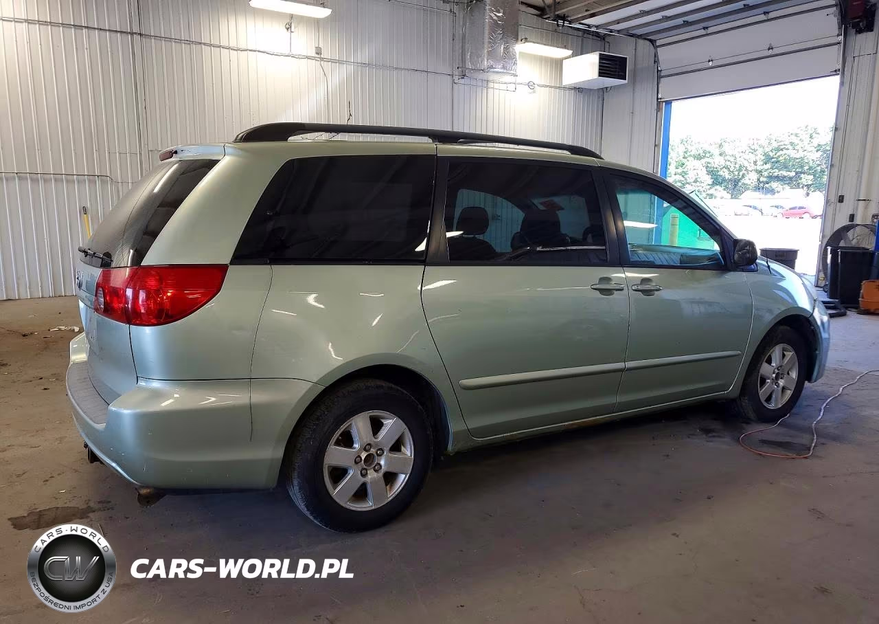 2007 Toyota Sienna Le 7-Passenger VIN:5TDZK23C37S063815 - 3