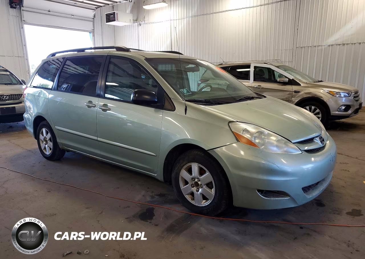 2007 Toyota Sienna Le 7-Passenger VIN:5TDZK23C37S063815 - 4