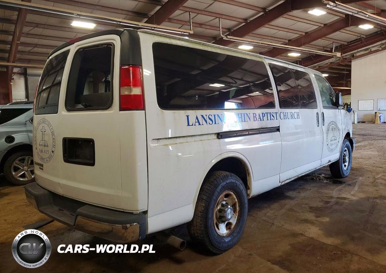 2007 Chevrolet Express G3500 VIN:1GAHG39U071214330 - 3
