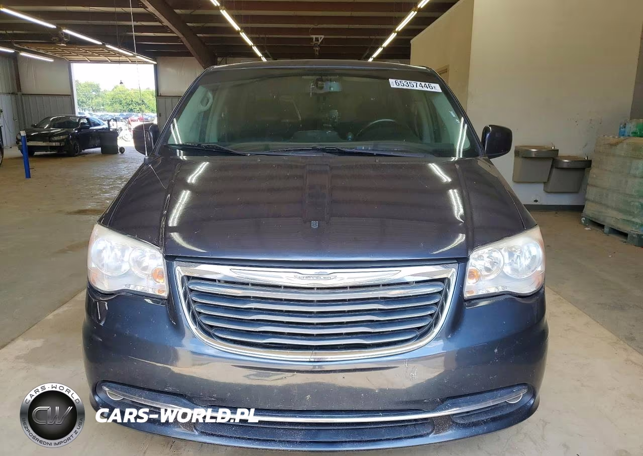 2014 Chrysler Town & Country Touring VIN:2C4RC1BG1ER434729 - 5