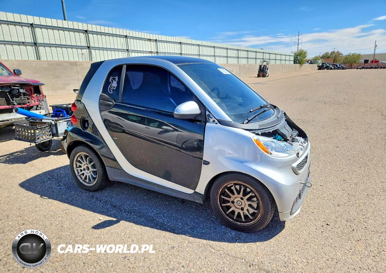2013 Smart Fortwo Pure VIN:WMEEJ3BA2DK695281 - 4