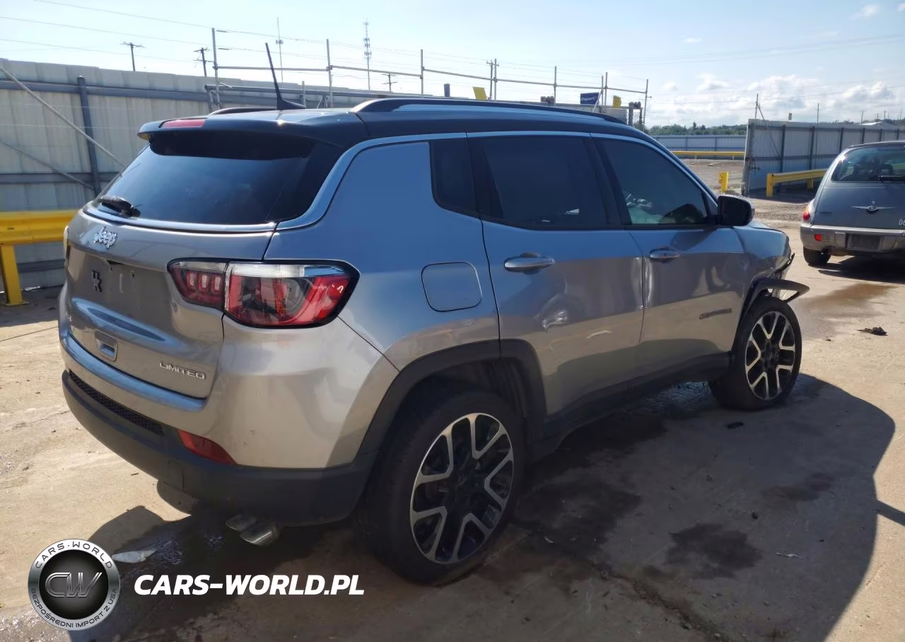 2017 Jeep Compass Limited VIN:3C4NJDCB2HT631922 - 3