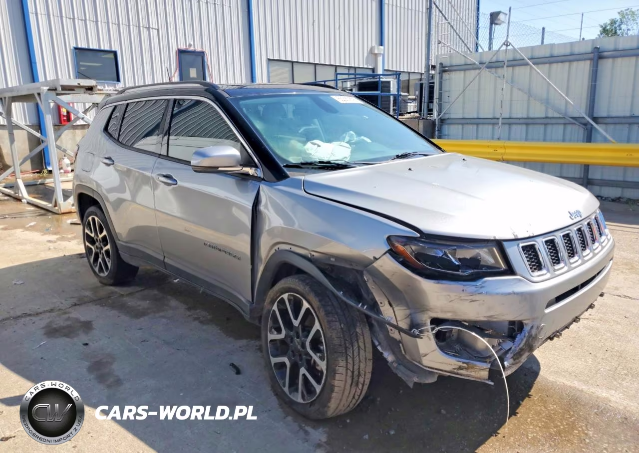 2017 Jeep Compass Limited VIN:3C4NJDCB2HT631922 - 4