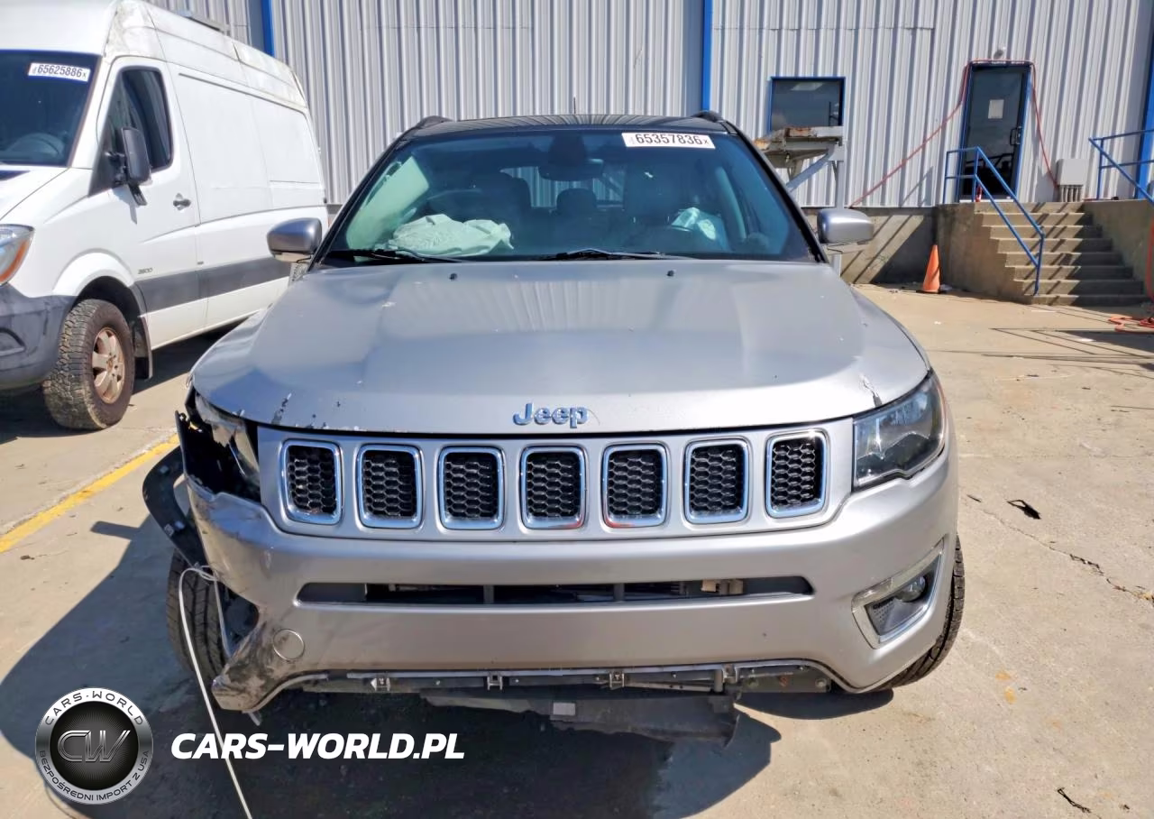 2017 Jeep Compass Limited VIN:3C4NJDCB2HT631922 - 5