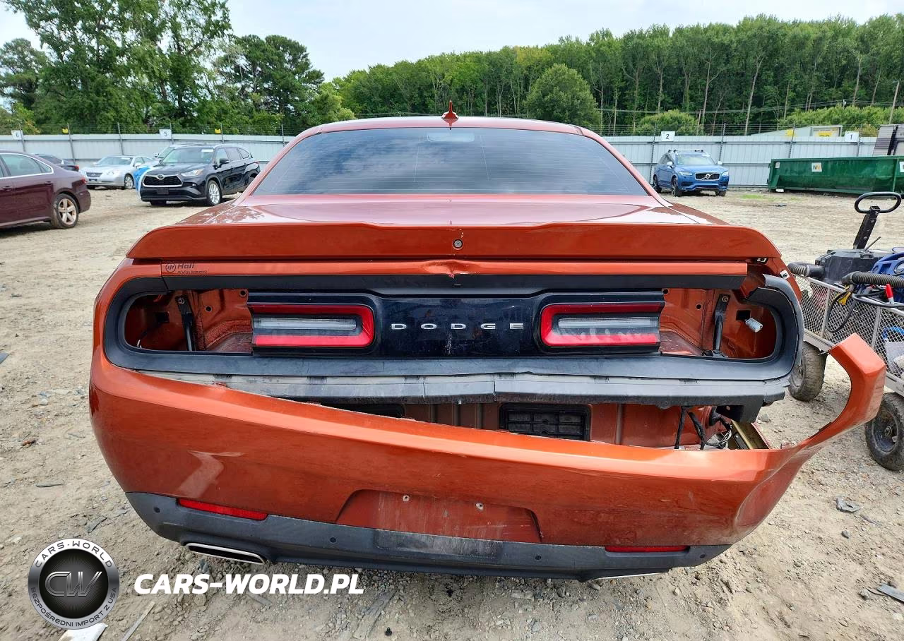 2021 Dodge Challenger Sxt VIN:2C3CDZAG7MH533454 - 6