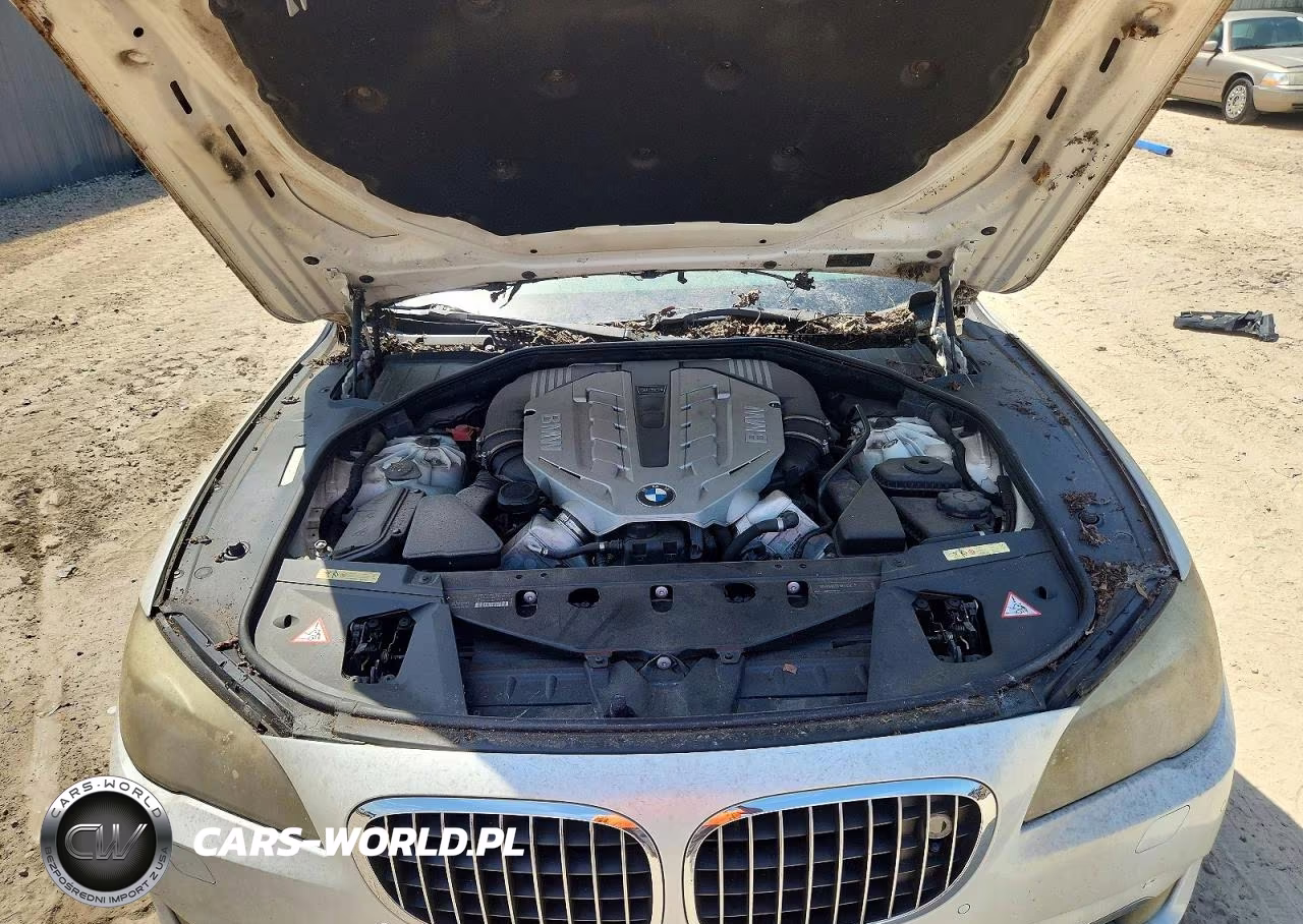 2009 BMW 750 Li VIN:WBAKB835X9CY60053 - 11