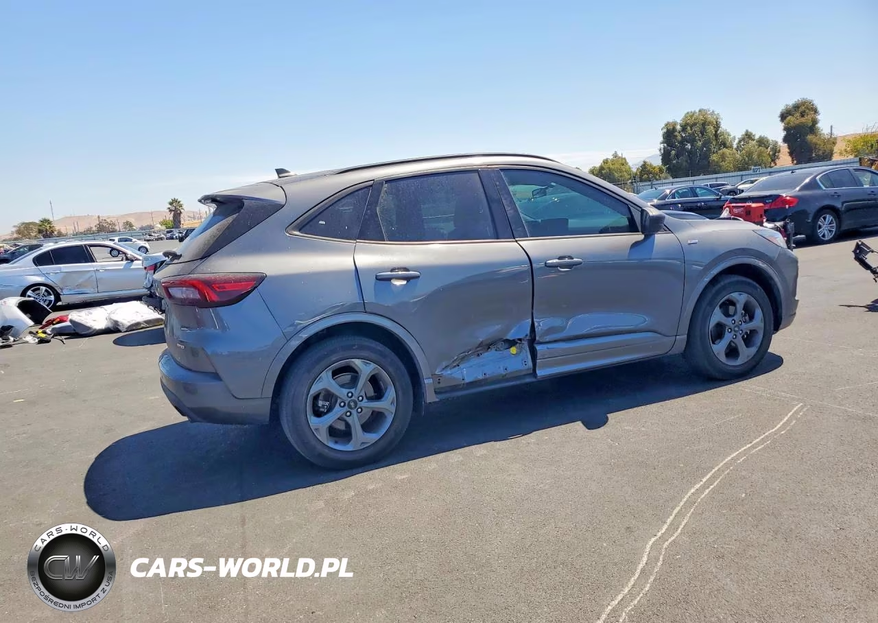 2023 Ford Escape St Line VIN:1FMCU9MN5PUA61953 - 3
