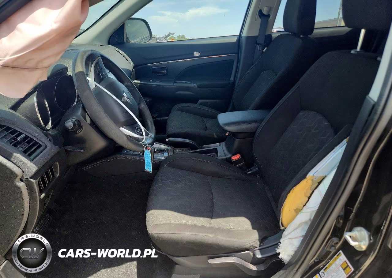 2020 Mitsubishi Outlander Sport Es VIN:JA4AP3AU8LU015999 - 7