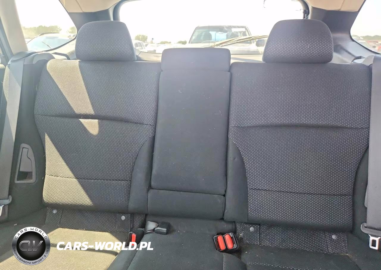 2019 Subaru Outback 2.5I Premium VIN:4S4BSAFC4K3319053 - 10