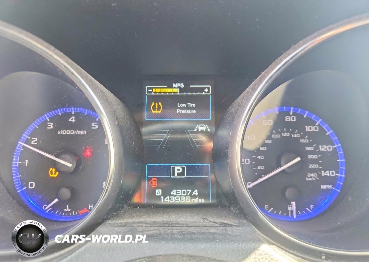 2019 Subaru Outback 2.5I Premium VIN:4S4BSAFC4K3319053 - 9