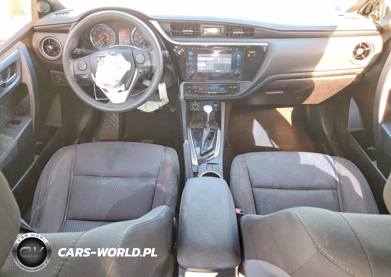 2017 Toyota Corolla Le VIN:5YFBURHE2HP670975 - 8