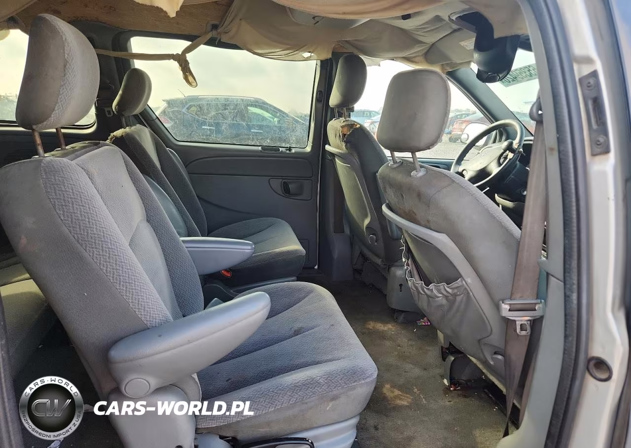 2005 Dodge Caravan Sxt VIN:1D4GP45R95B140815 - 11