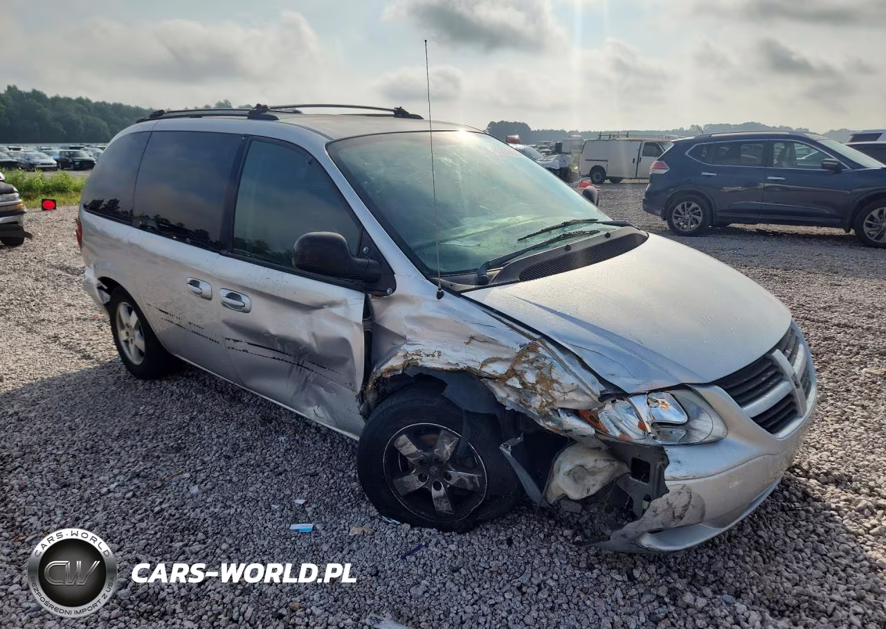 2005 Dodge Caravan Sxt VIN:1D4GP45R95B140815 - 4