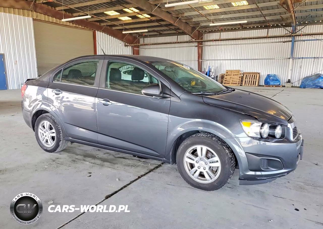 2013 Chevrolet Sonic Lt VIN:1G1JC5SH6D4101272 - 4
