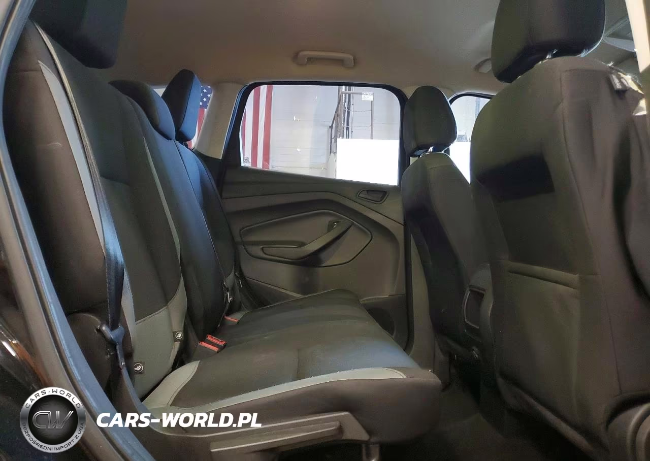 2016 Ford Escape S VIN:1FMCU0F78GUB07799 - 11