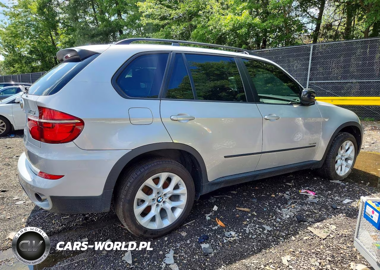 2013 BMW X5 xDrive35I VIN:5UXZV4C55DL994493 - 3