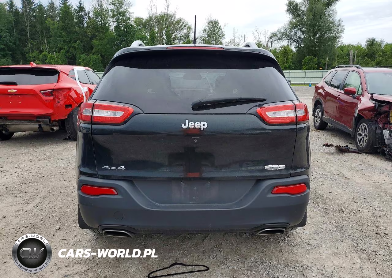 2015 Jeep Cherokee Latitude VIN:1C4PJMCS7FW614887 - 6