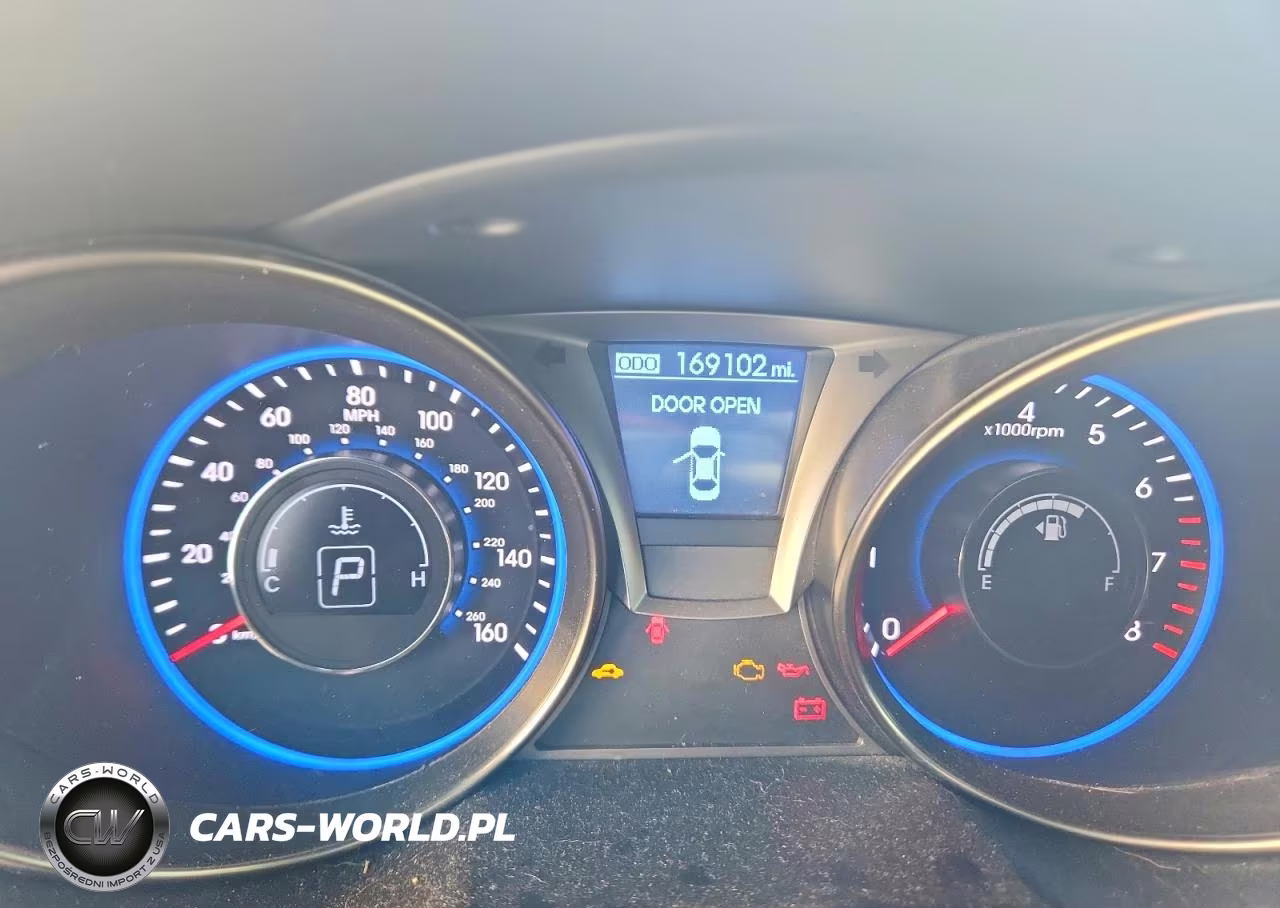 2014 Hyundai Genesis Coupe 2.0T VIN:KMHHT6KD0EU119661 - 9