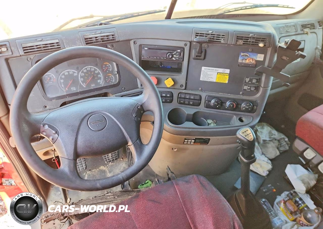 2018 Freightliner Cascadia 125 Semi Truck VIN:3AKJGLDR8JSJE9338 - 8