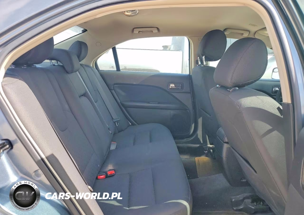 2012 Ford Fusion Se VIN:3FAHP0HG8CR247907 - 10