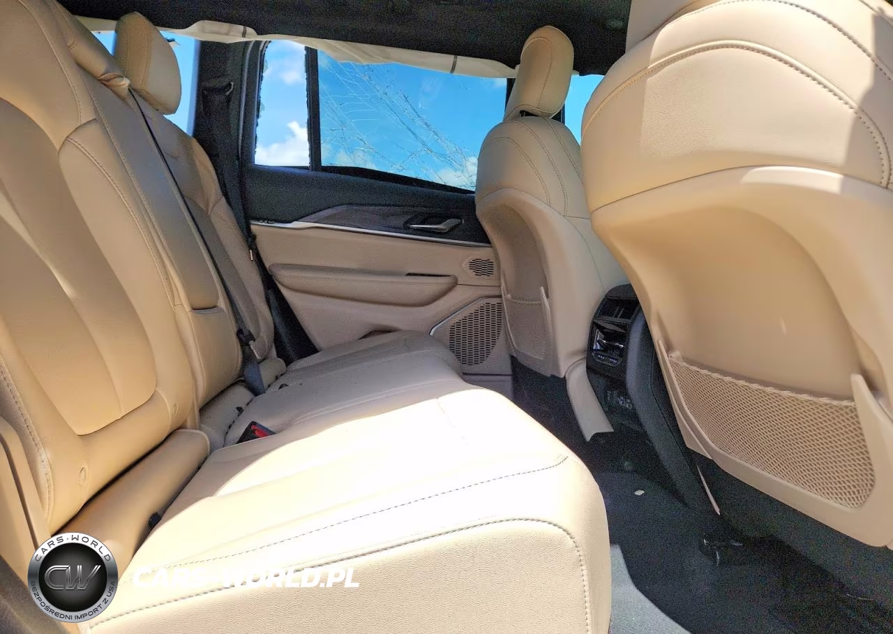 2025 Jeep Grand Cherokee Limited VIN:1C4RJGBG0SC314871 - 11