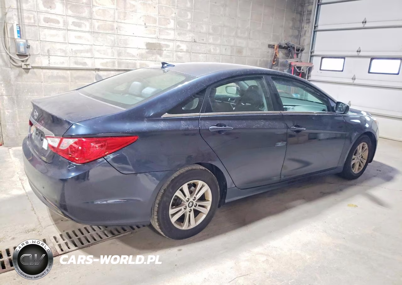 2013 Hyundai Sonata Gls VIN:5NPEB4AC8DH631944 - 3