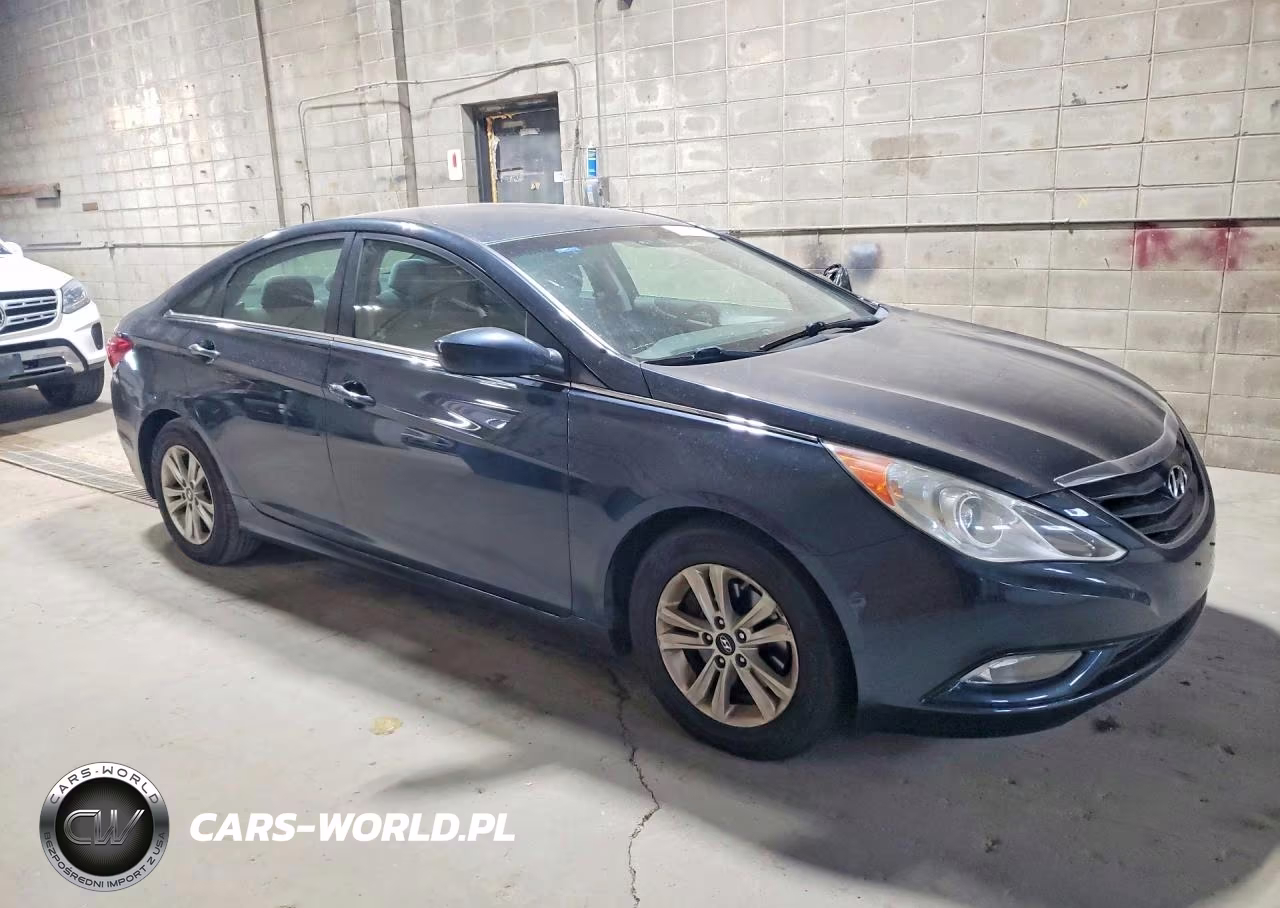 2013 Hyundai Sonata Gls VIN:5NPEB4AC8DH631944 - 4