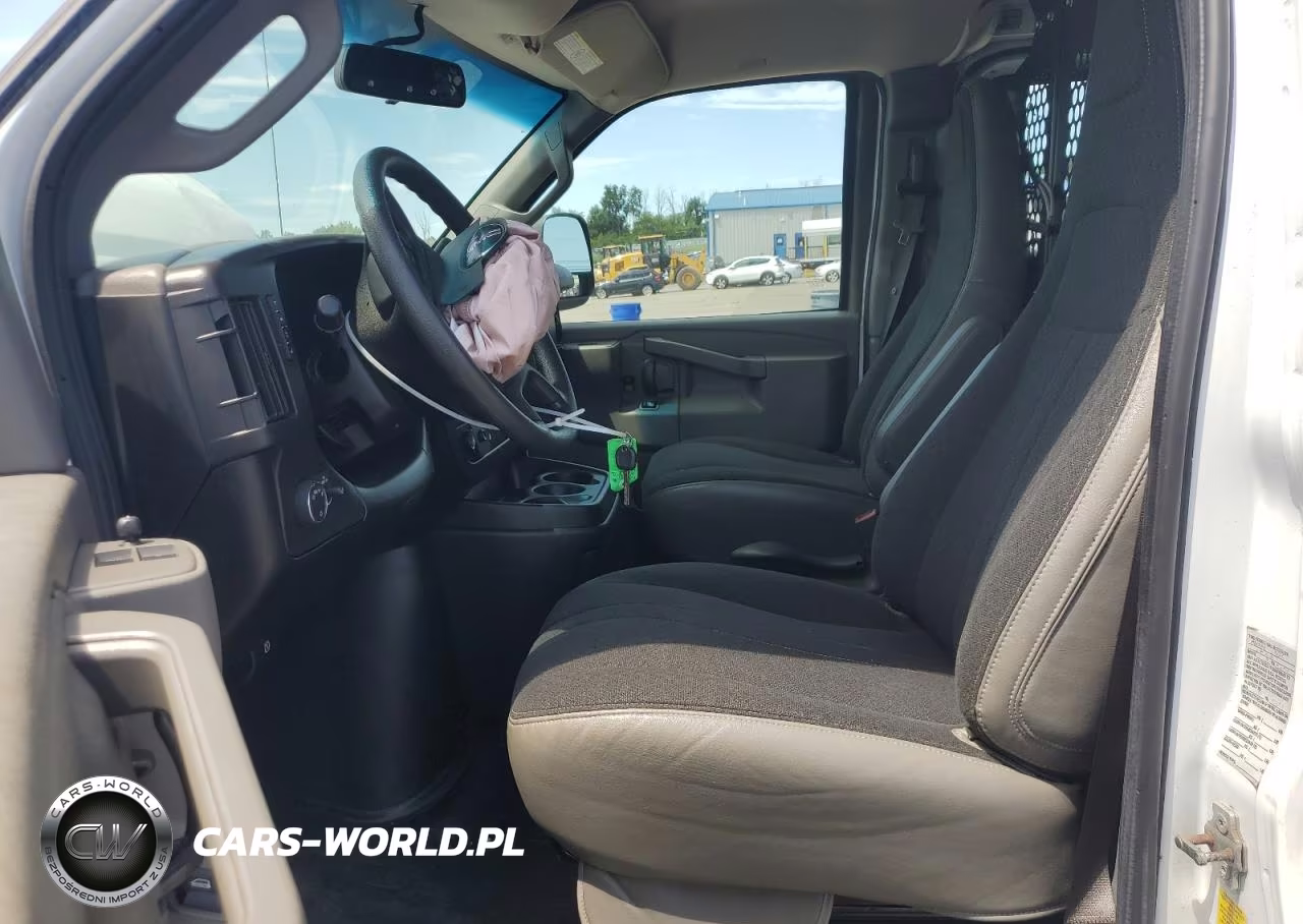 2021 GMC Savana G2500 VIN:1GTW7AFP3M1307128 - 7