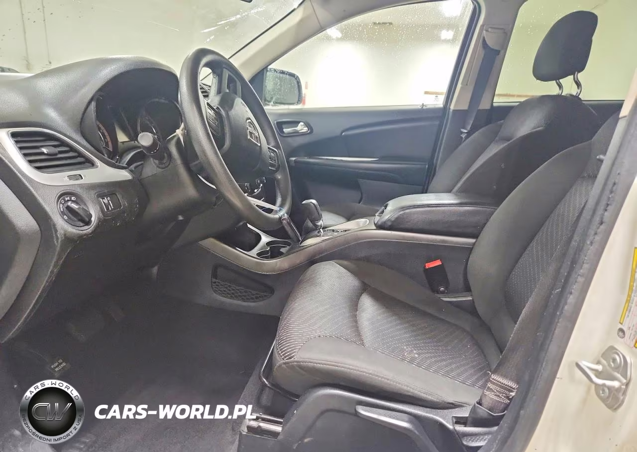 2018 Dodge Journey Se VIN:3C4PDCAB8JT309756 - 7