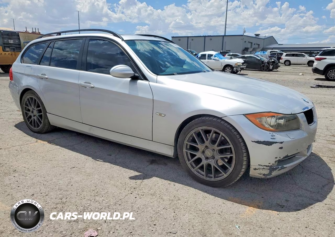 2008 BMW 328Xi VIN:WBAVT735X8FZ38140 - 4