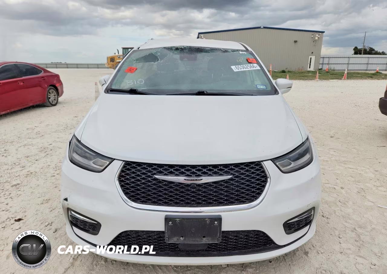 2022 Chrysler Pacifica Hybrid Touring L VIN:2C4RC1L74NR173840 - 5