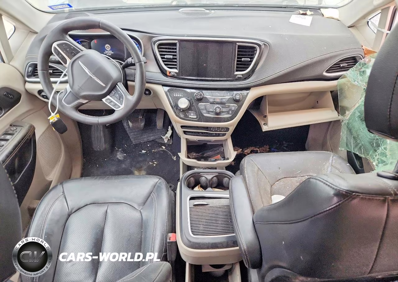 2022 Chrysler Pacifica Hybrid Touring L VIN:2C4RC1L74NR173840 - 8