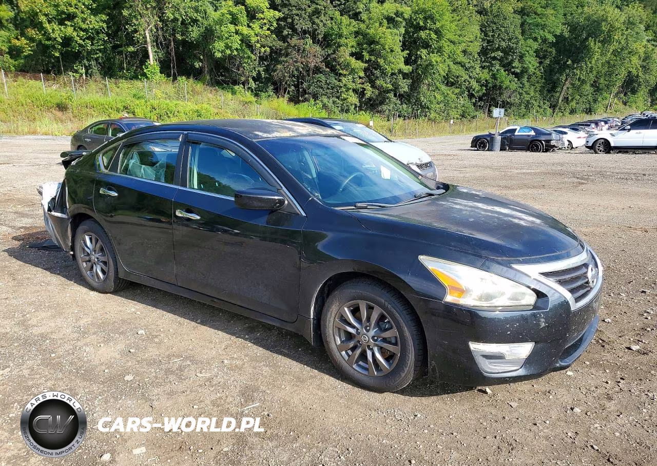 2015 Nissan Altima 2.5 S VIN:1N4AL3AP7FC472167 - 4
