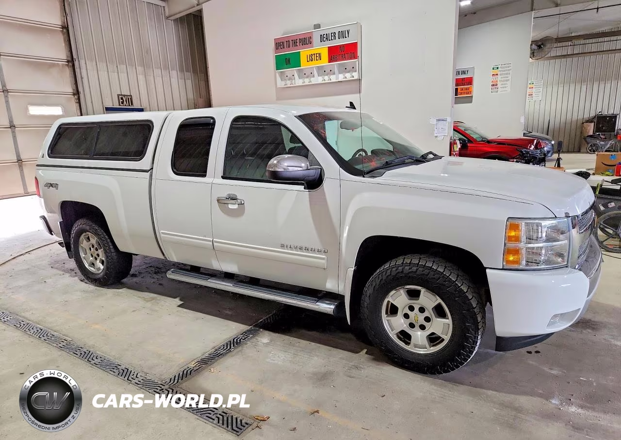 2013 Chevrolet Silverado K1500 Lt VIN:1GCRKSE73DZ129385 - 4