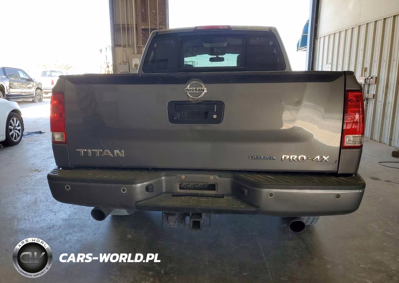 2015 Nissan Titan Pro-4X VIN:1N6BA0EC6FN510094 - 6