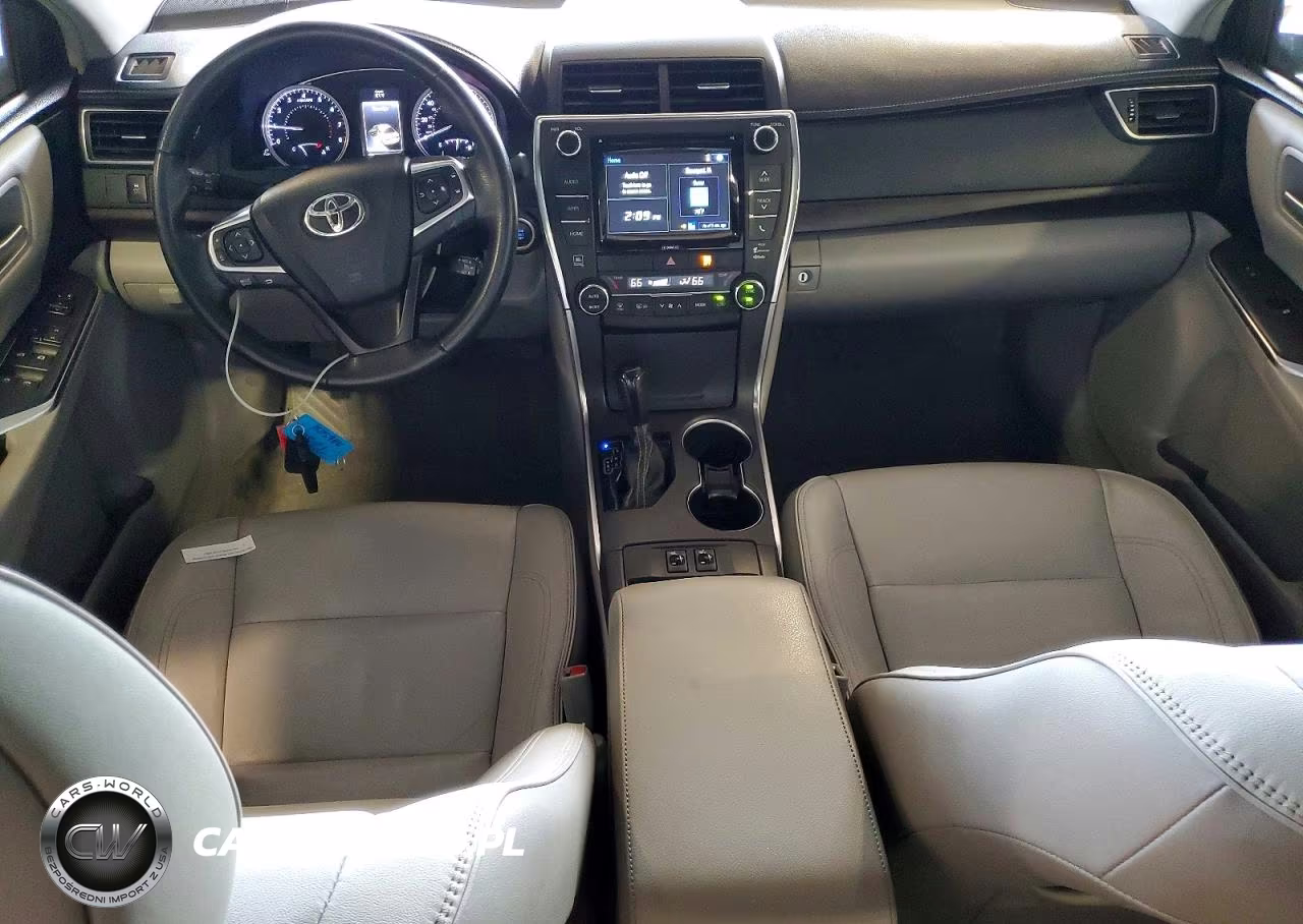 2017 Toyota Camry Xle VIN:4T1BF1FK3HU350082 - 8