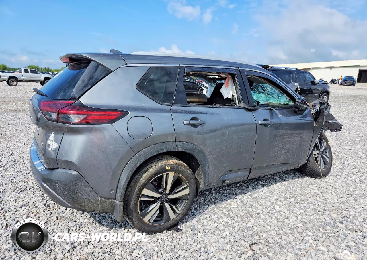 2023 Nissan Rogue Sl VIN:5N1BT3CA6PC830735 - 3