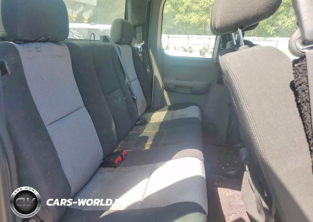 2008 Chevrolet Silverado C1500 VIN:1GCEC19C68Z187994 - 10