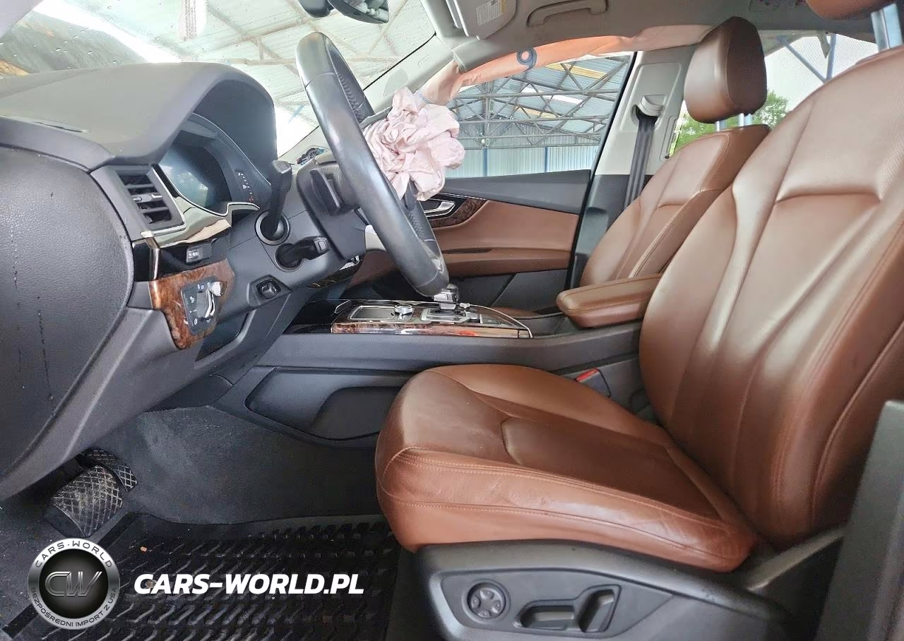 2018 Audi Q7 Prestige VIN:WA1VAAF74JD006207 - 7