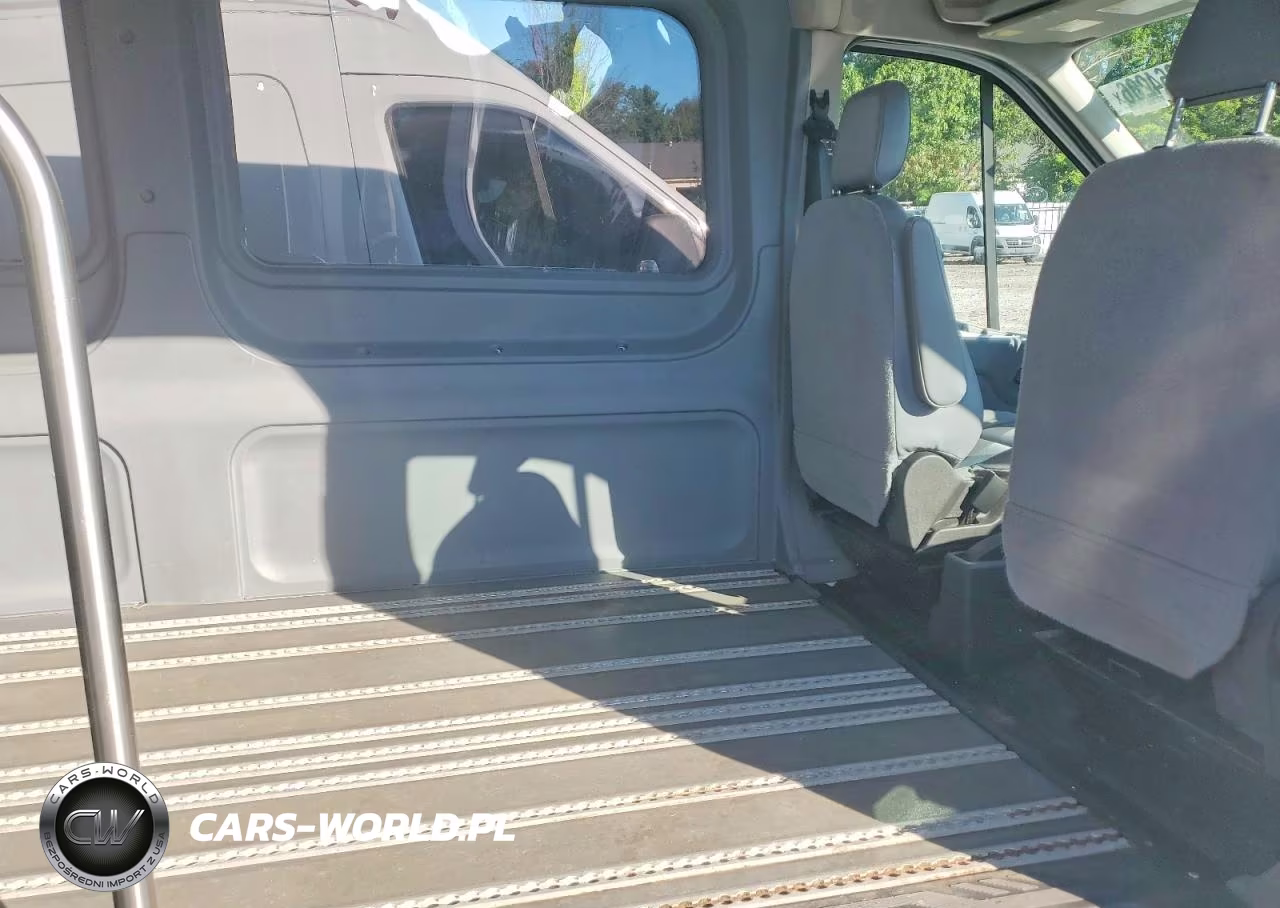 2015 Ford Transit T-250 VIN:1FTNR2CM2FKB23303 - 10