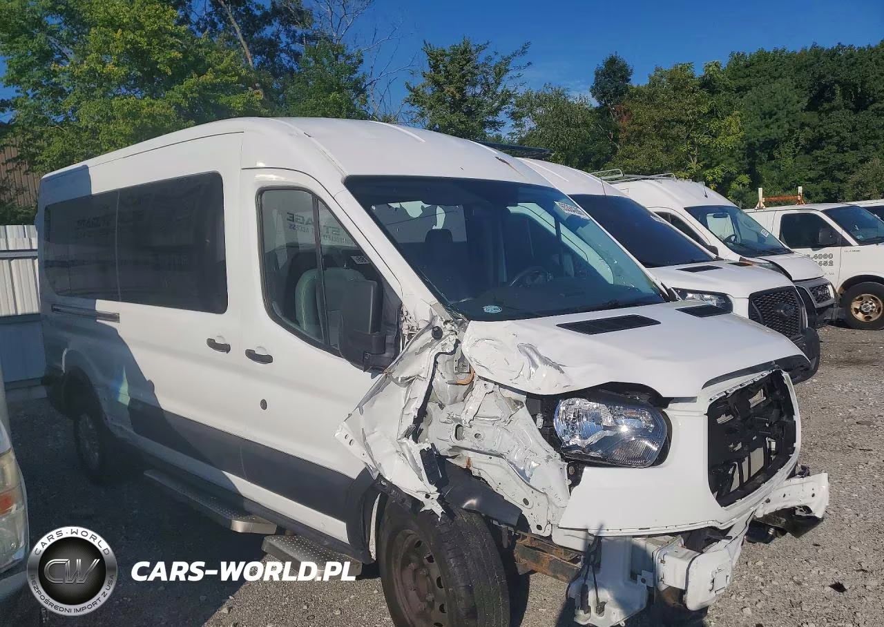 2015 Ford Transit T-250 VIN:1FTNR2CM2FKB23303 - 4