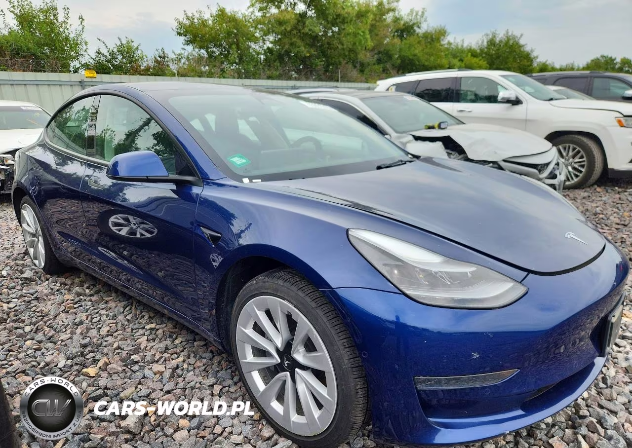 2022 Tesla Model 3 VIN:5YJ3E1EA1NF371361 - 4