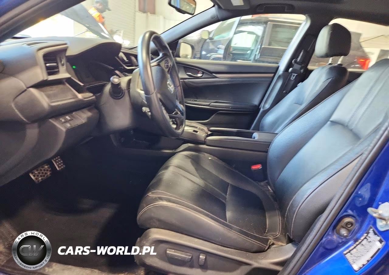 2019 Honda Civic Sport Touring VIN:SHHFK7H96KU401474 - 7